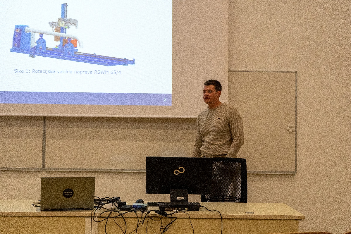 Autor: Marcel Hrovatič