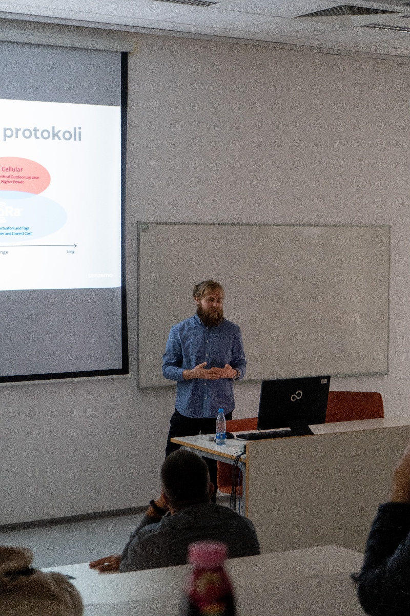 Autor: Marcel Hrovatič