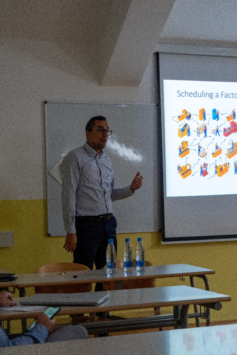 Autor: Marcel Hrovatič