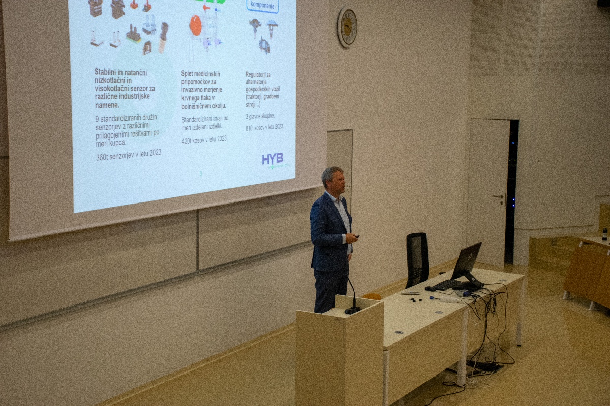 Autor: Marcel Hrovatič